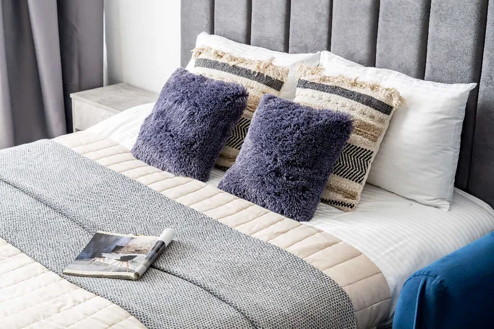 Санкт-Петербург: Satin Home Romance на Васильевском острове