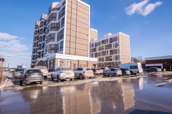 Чебоксары: Квартира в центре в современном доме от RentAp