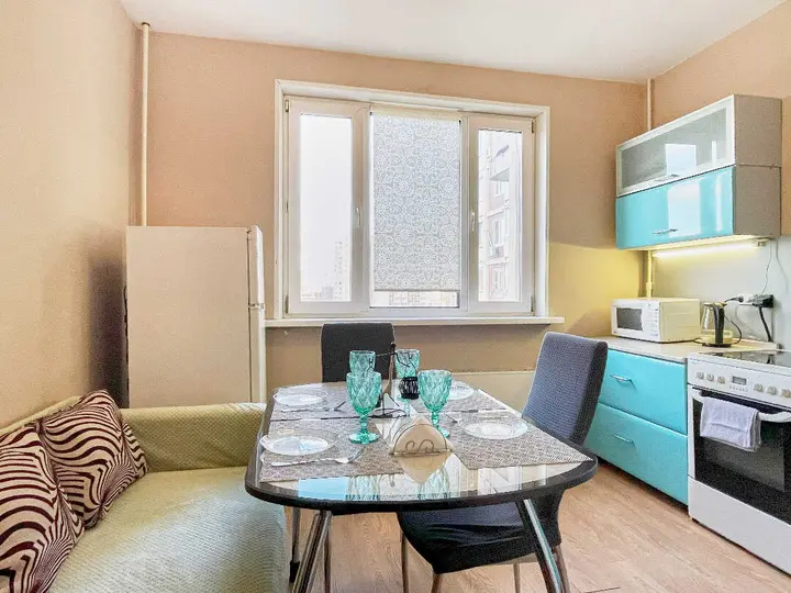 Москва: Просторные апартаменты Like Home Apartment у м. Озёрная