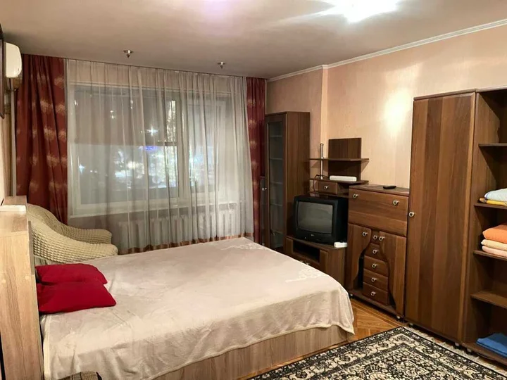 Азов: Квартира в центре ул МИРА 19