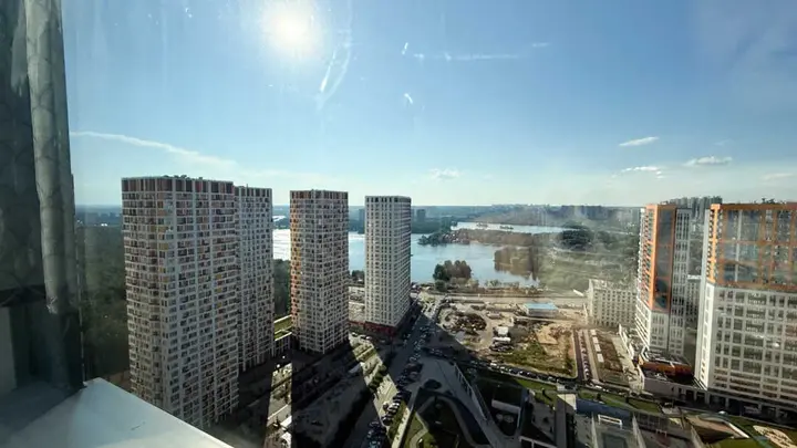 Москва: Студия у метро Строгино (СТ8)