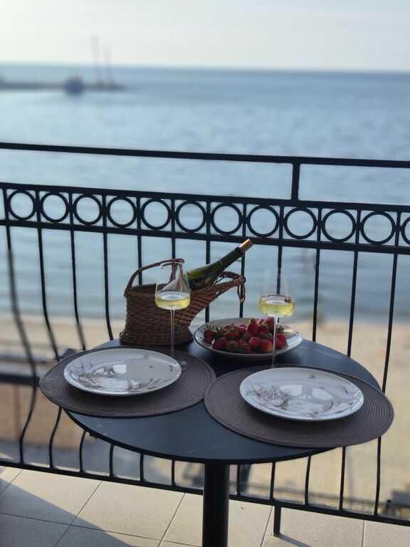 Пионерский: Жизнь с видом на море