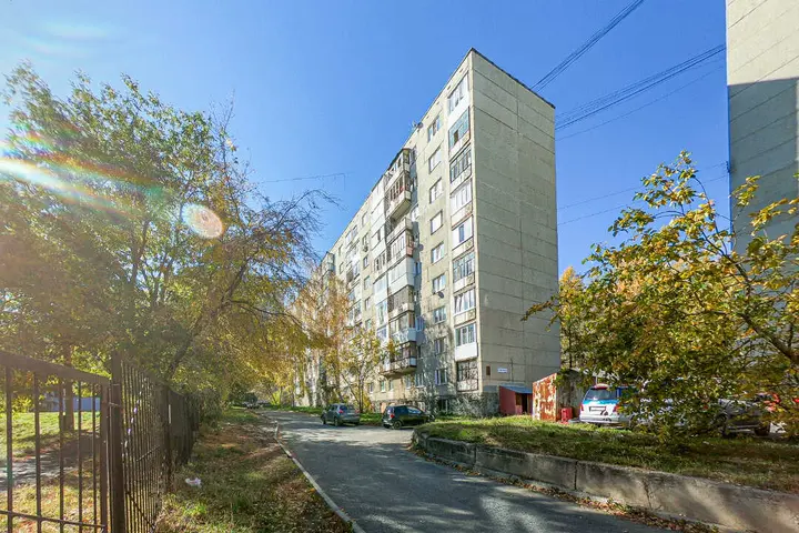 Екатеринбург: Ангарская 54 2+2