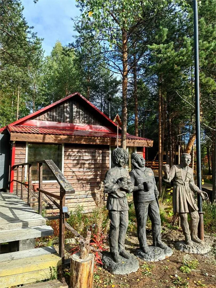 Верхнетуломский: База отдыха Уют