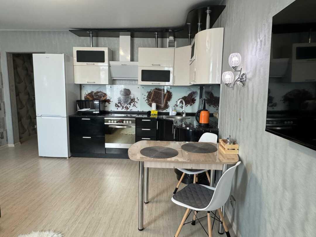 carousel image 3