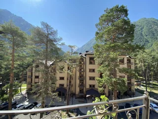 Эльбрус: Лисичкинhouse