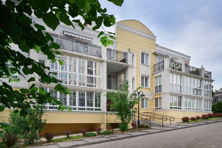 Янтарный: Апартаменты Baltic Sense на ул. Балебина, д.13