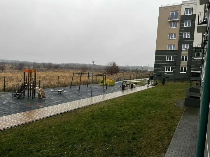 Пионерский: Уютная квартира на Гептнера 19