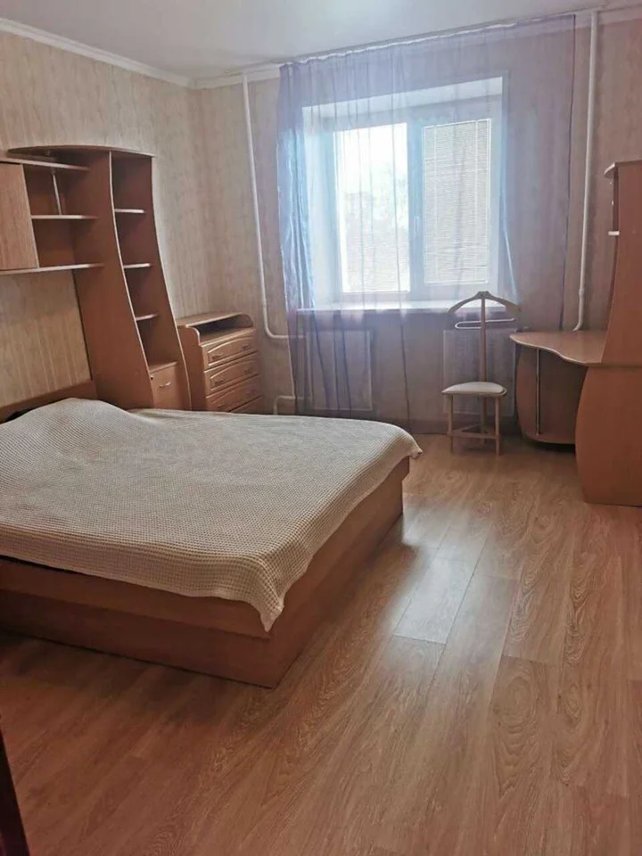 Орел: 3x - кoмнaтная квартирa на ул. Тульская, 2