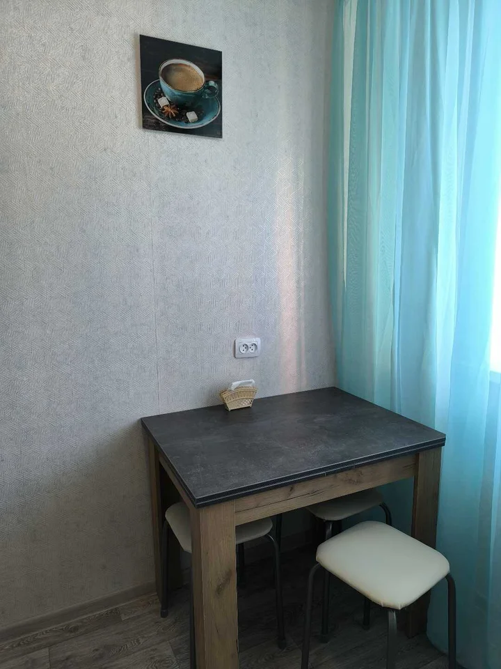 Норильск: Апартаменты на Орджоникидзе 1/2