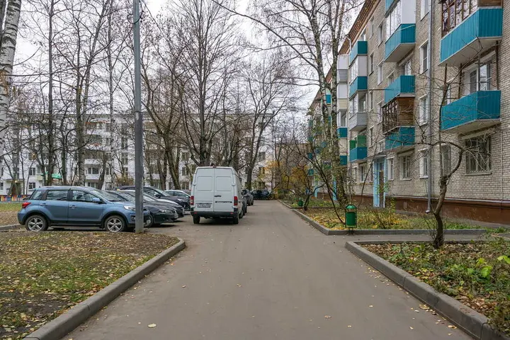 Москва: Рядом с ЦИТО семиместная 2-комнатная квартира возле м.Войковская