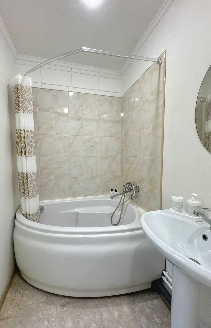 Самара: Студия 7 Luxsury Apartaments "YarApart"