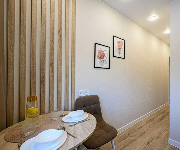 Новосибирск: Современная двушка в зеленом дворе