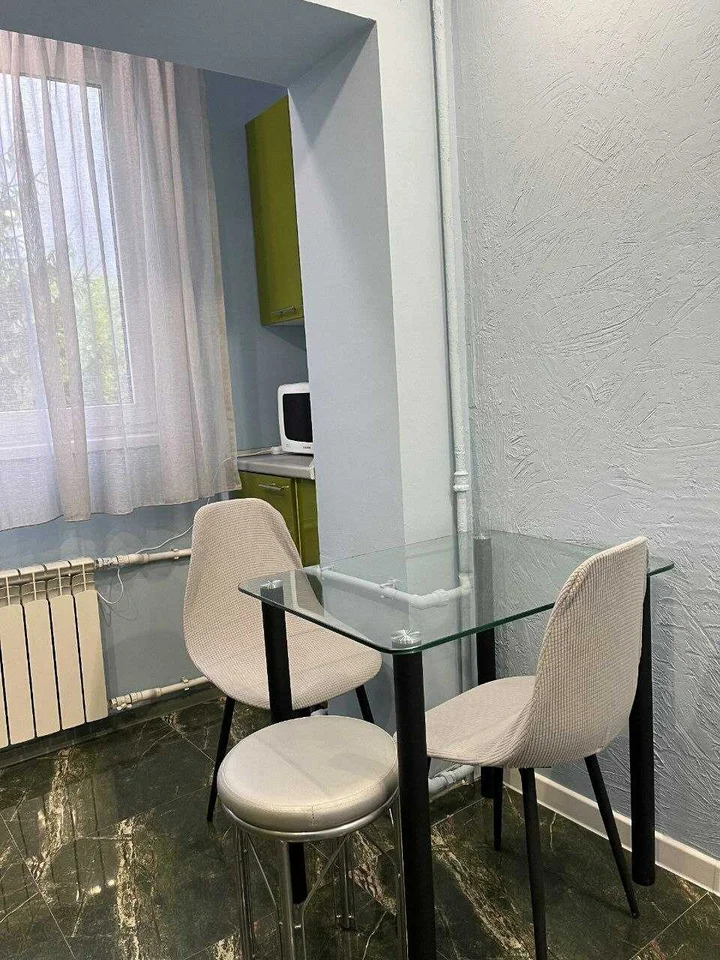 Владикавказ: Уютная квартира в центре Владикавказа с видом на реку Терек