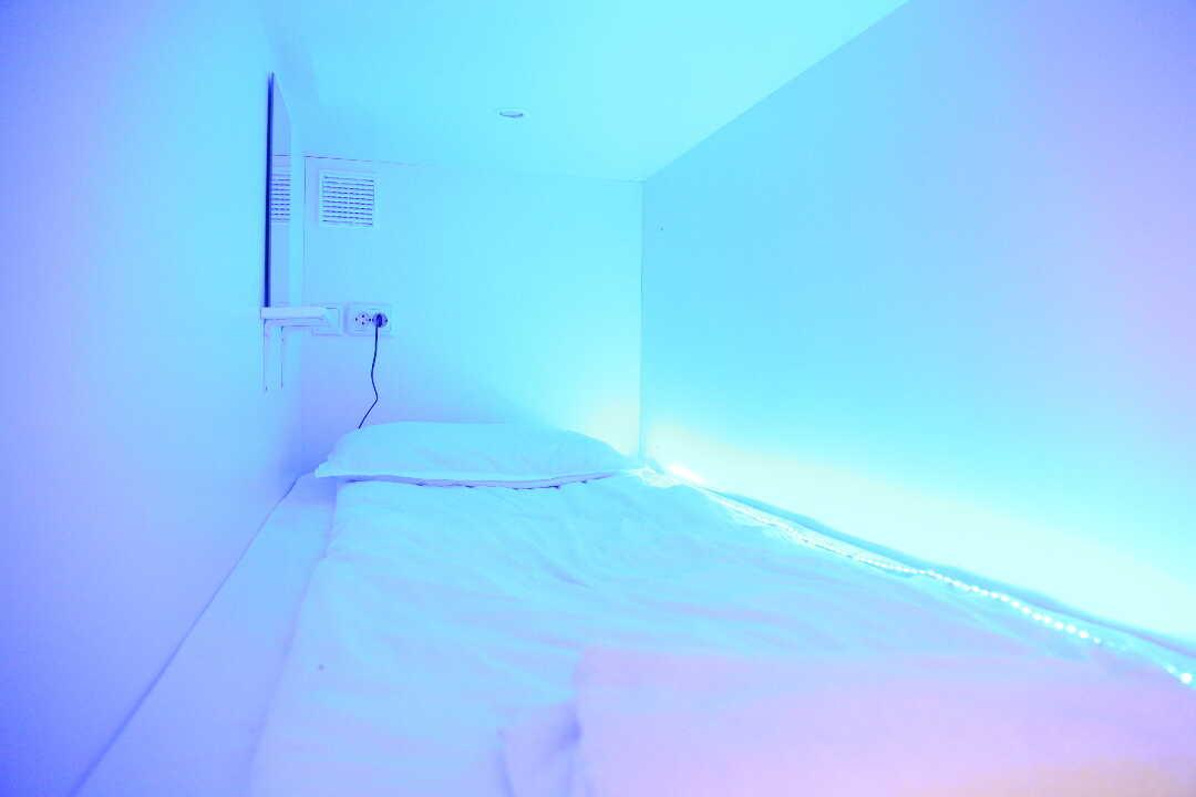 Cube Capsule Hotel (Куб) — фото 5