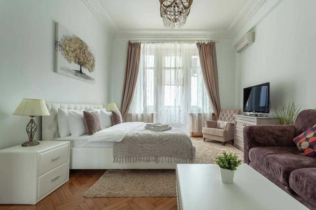 Люкс с балконом и видом на Москва-Сити — фото 3