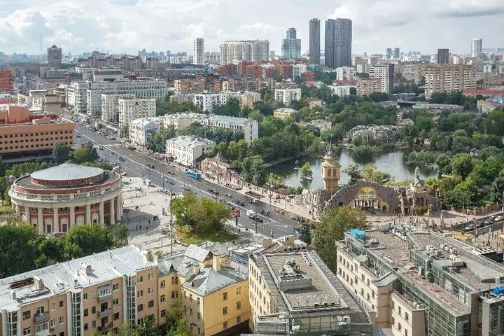 Москва: Люкс с балконом и видом на Москва-Сити