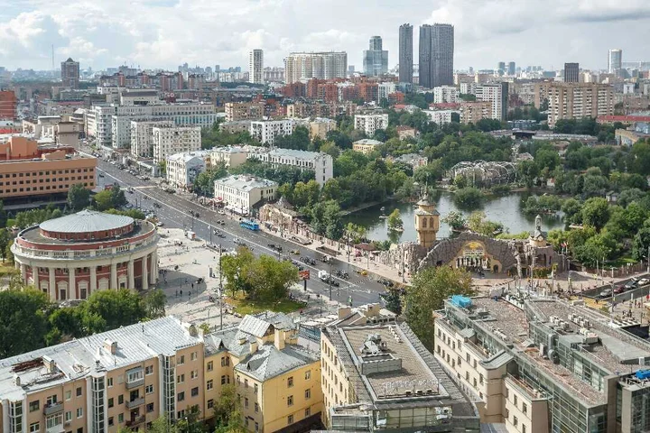 Москва: Люкс с балконом и видом на Москва-Сити