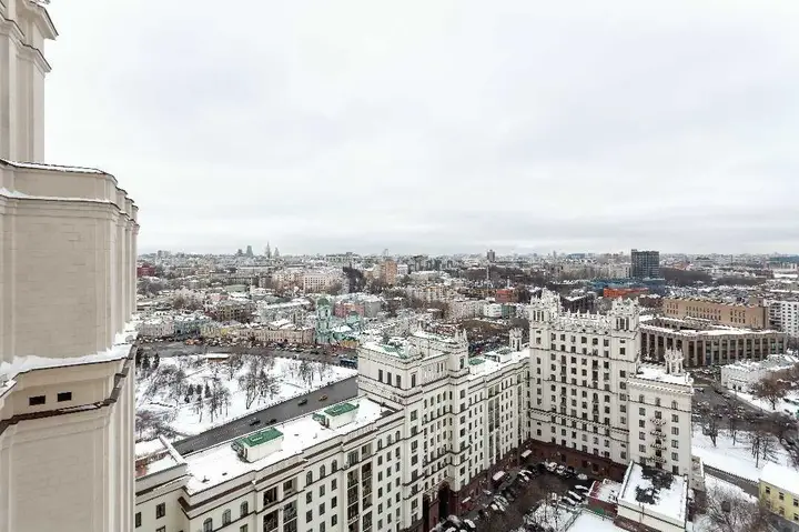 Улучшенные апартаменты с видом на Город — фото 3