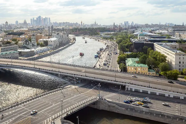 Москва: Люкс с Двумя спальнями и видом на кремль, Котельническая набережная, 1/15кБ