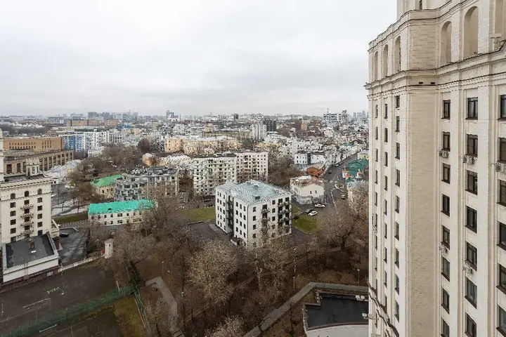 Москва: Апартаменты улучшенные с видом на город