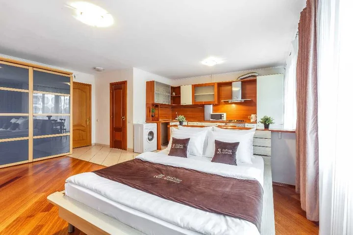 Москва: Inndays Apartments на Обручева 37