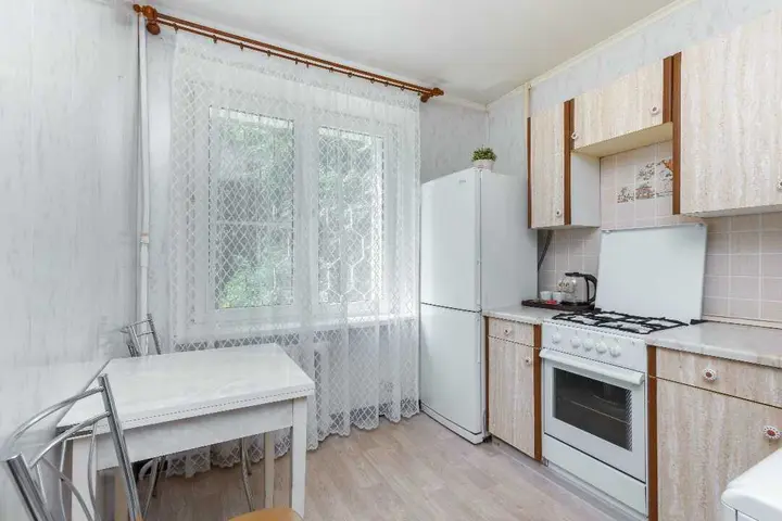 Москва: Inndays Apartments на Обручева 49