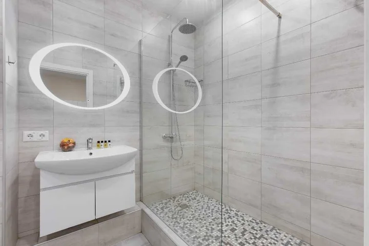 Москва: Inndays Apartments на Фитарёвской