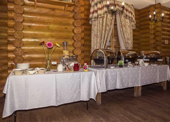 Иркутск: Гостиница Русь