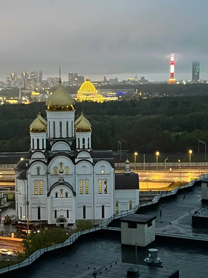 Москва: Видовая квартира на ВДНХ