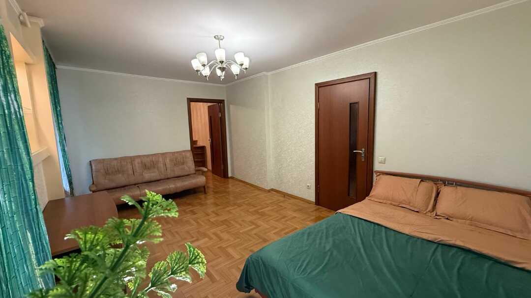 Москва: Трехкомнатная квартира в 5 мин. от метро Электрозаводская, до 6 гостей. 3 кровати