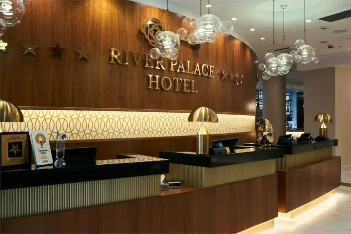 Санкт-Петербург: River Palace Hotel