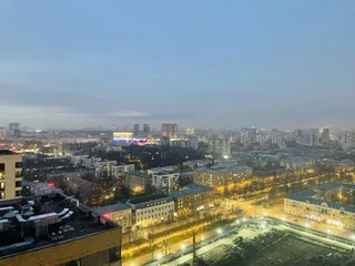 Москва: Дизайнерская студия с видом на город