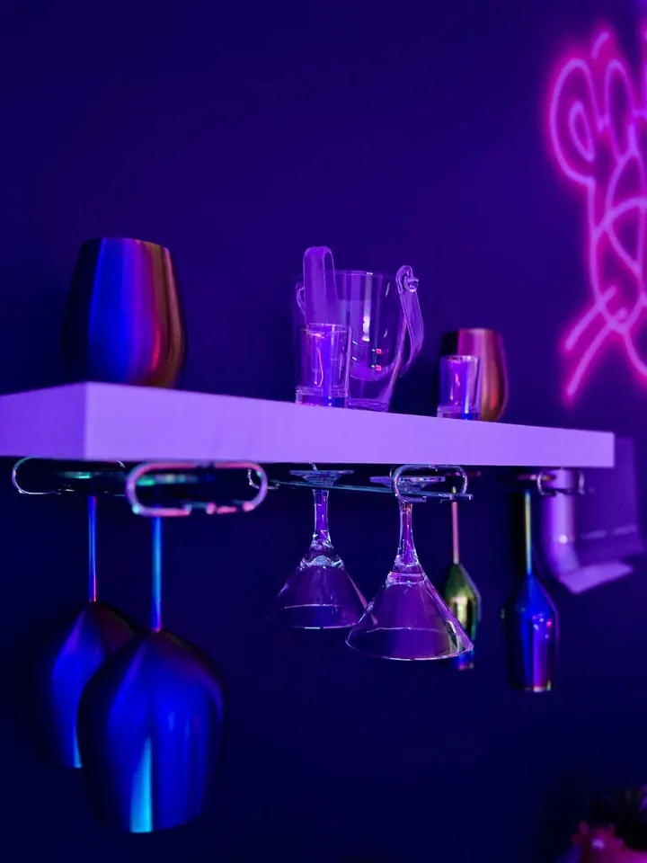 Иркутск: Студия NEON