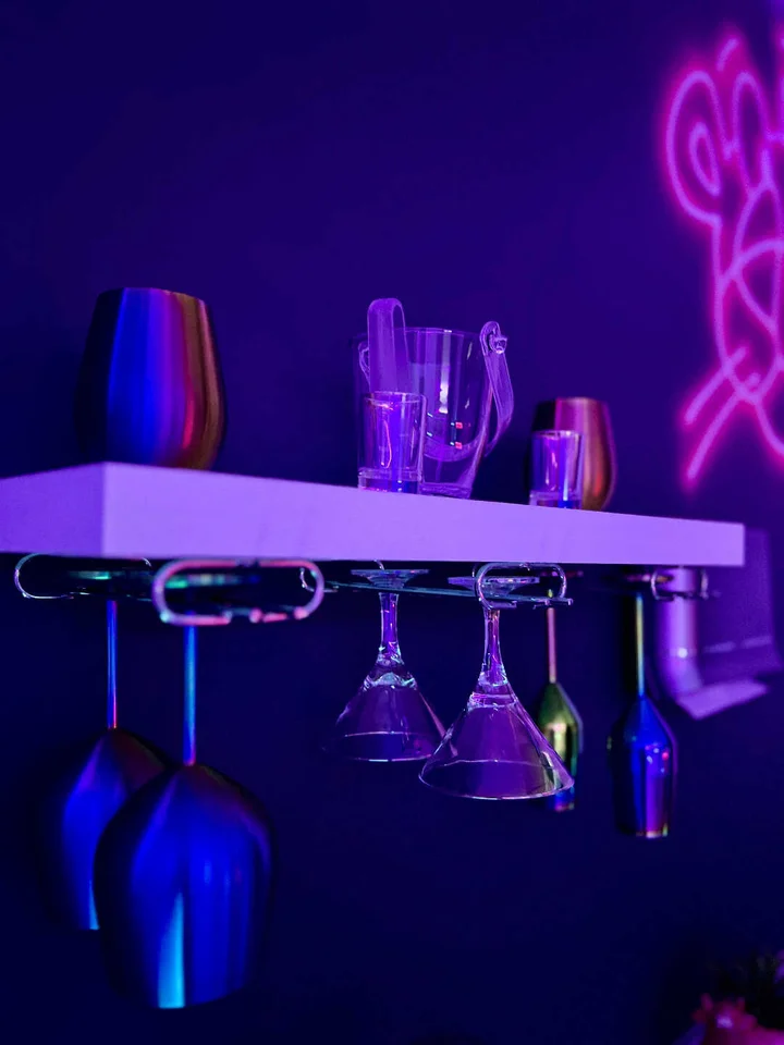 Иркутск: Студия NEON