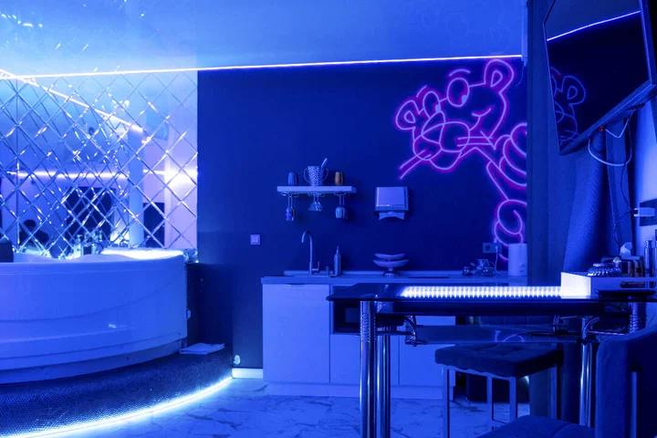 Иркутск: Студия NEON