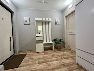Красноярск: Уютная квартира в центре Красноярска. 10 мин ЖД вокзал. 40-60 мин Аэропорт