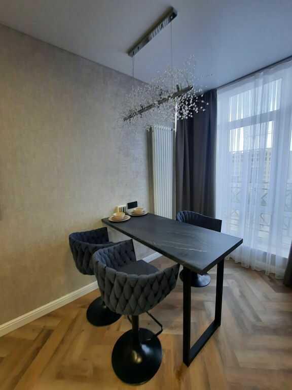Владикавказ: 2х-комнатная квартира с дизайнерским ремонтом