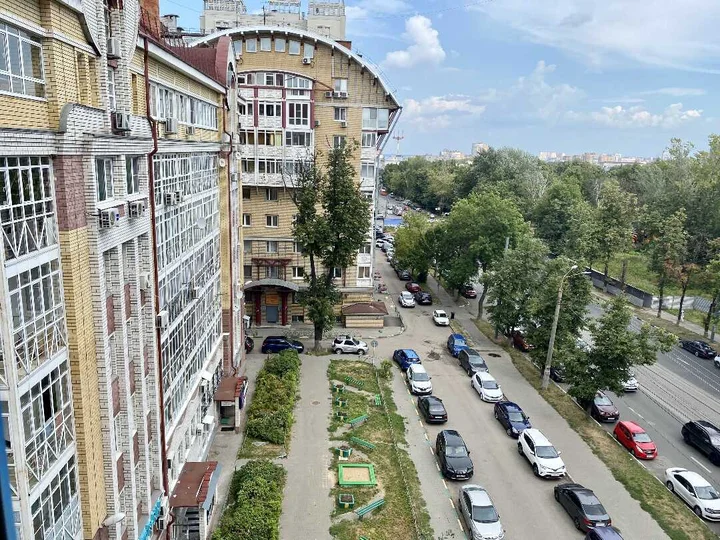 Нижний Новгород: Top House (Топ Хаус) на улице Белинского