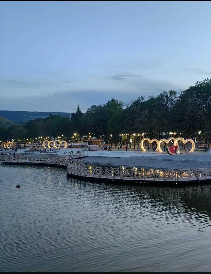 carousel image 0