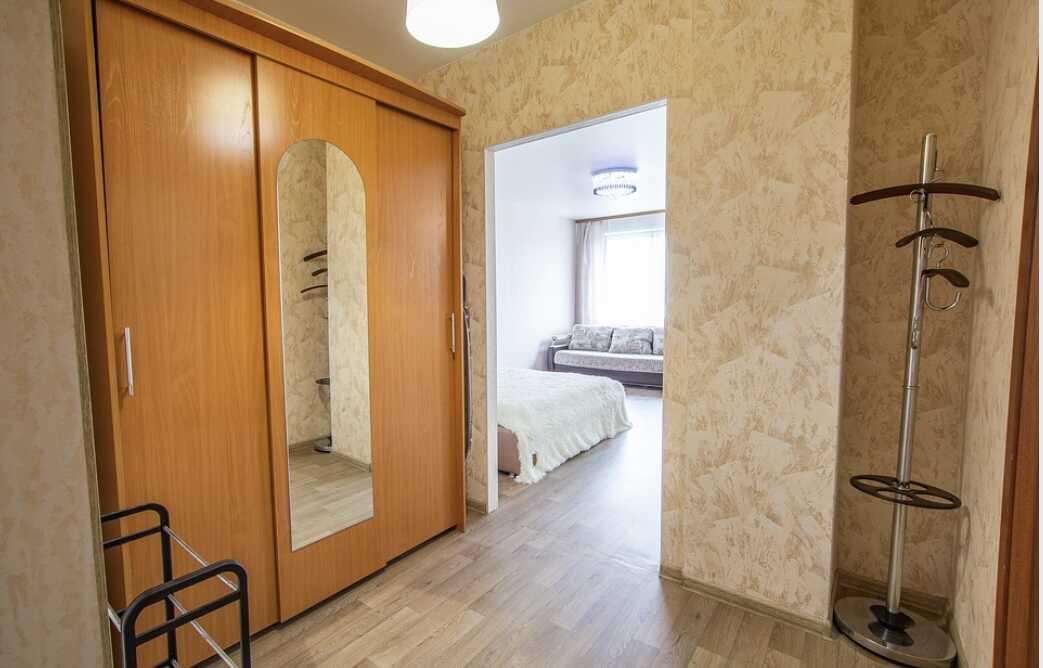 Красноярск: Апартаменты Чистый взгляд на Шахтеров 66 (1)
