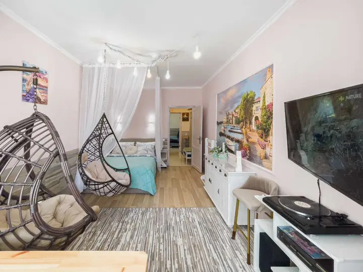 carousel image 0