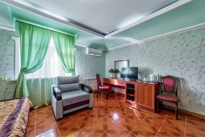 Волгоград: Well House Hotel