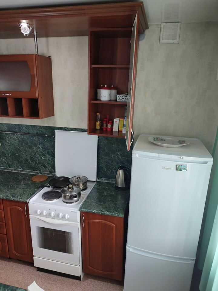 Барнаул: Квартира на Привокзальной улице, 7