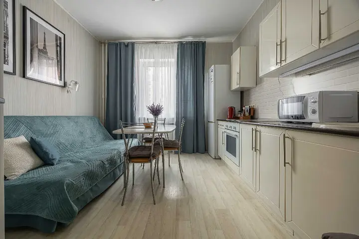 Нижний Новгород: Апартаменты «Отелле» (Как Дома) с двумя спальнями на Родионова 29