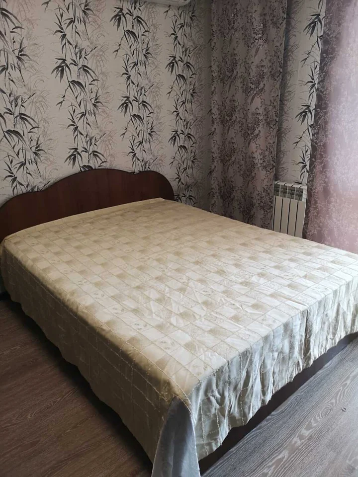 Абакан: Уютная квартира на улице Маршала Жукова 21