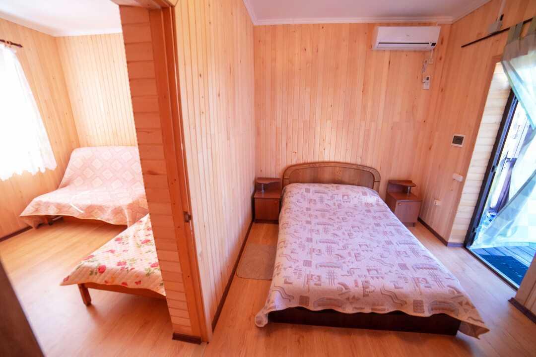 Витино: База отдыха " Лукоморье"