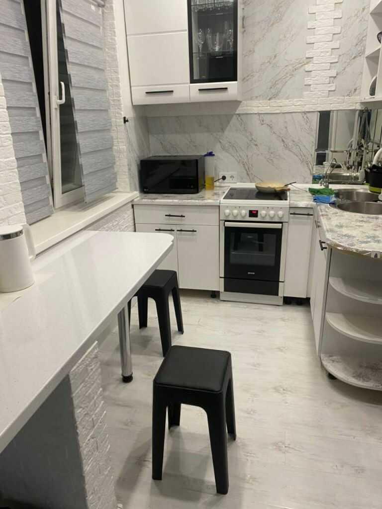 Владивосток: Квартира на Русской 37