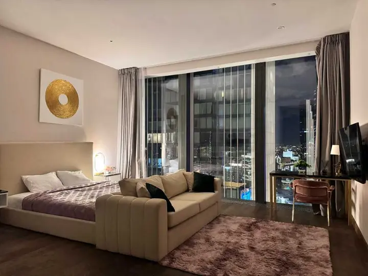 Москва: Апартаменты Sky City Moscow LUX Студия с большим окном с видом на все башни и город!