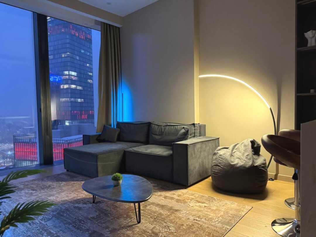 Москва: Sky City Moscow Роскошный апартамент с видом на башни на 61 этаже